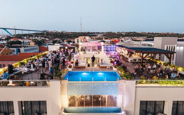 Cascada Rooftop