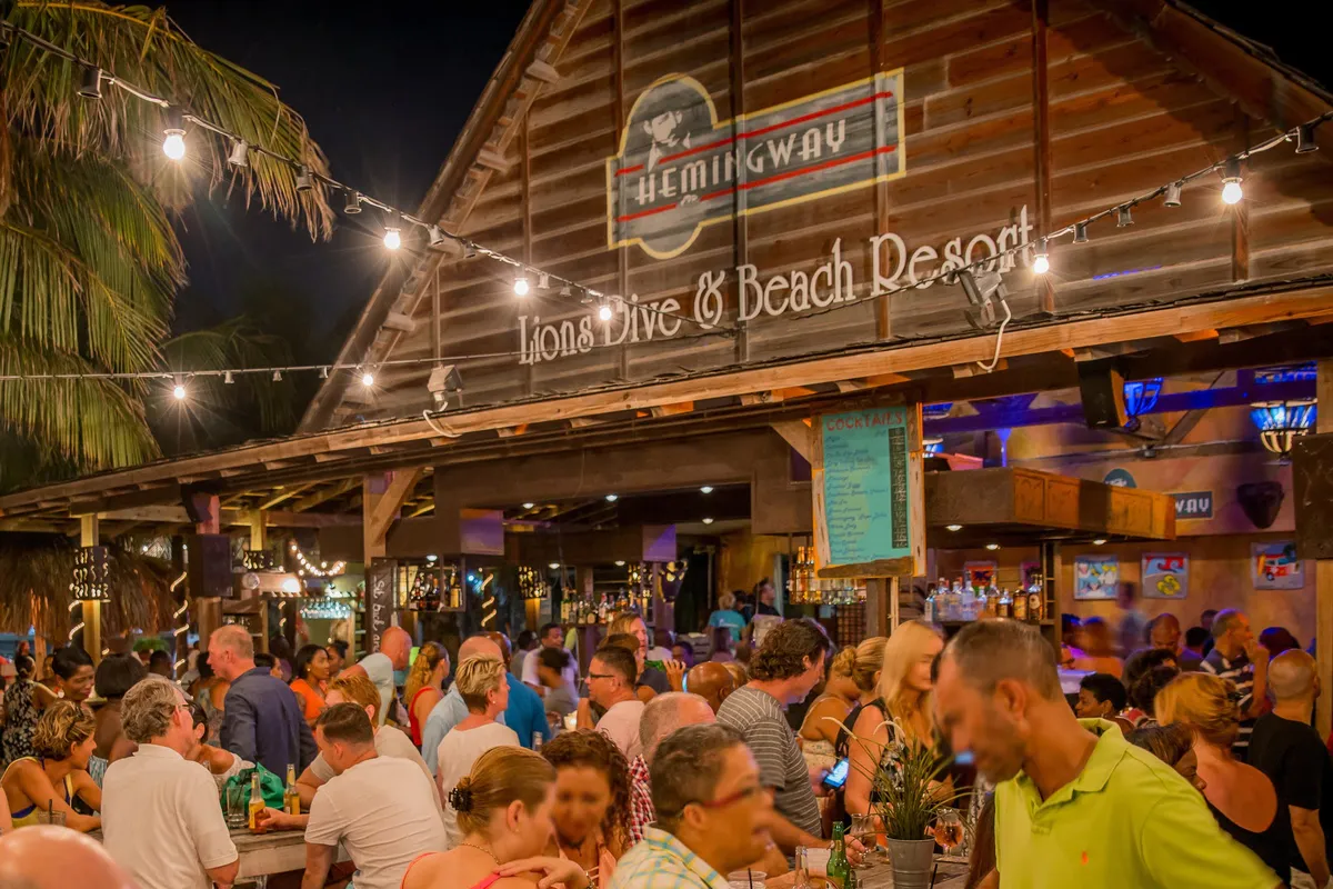 Hemingway, Curaçao