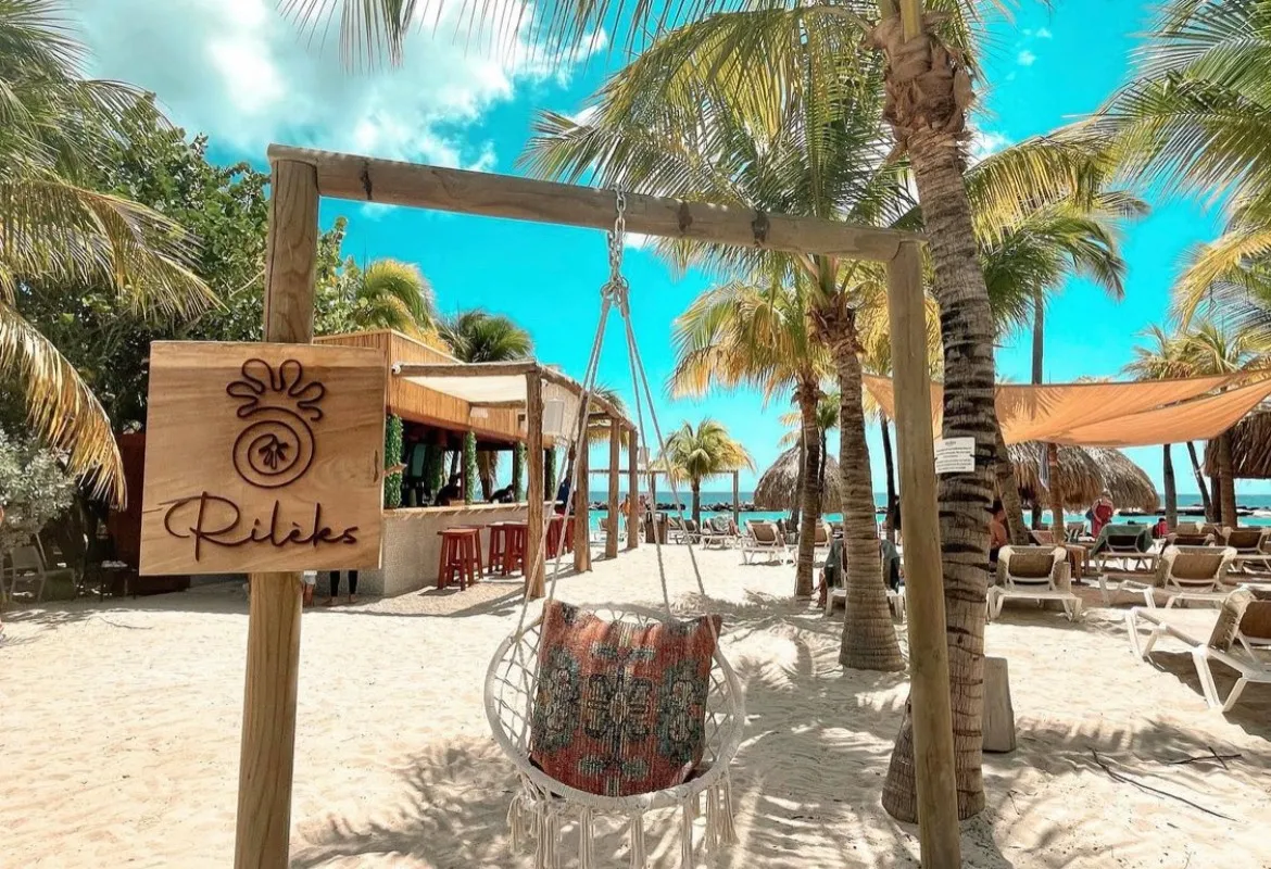 Rileks, Curaçao
