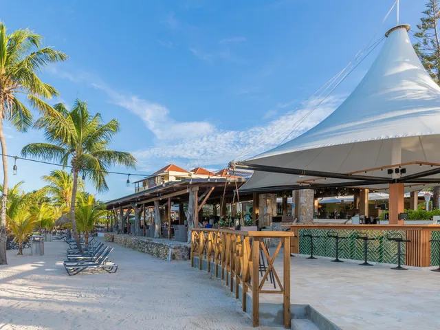 Schooner Bar