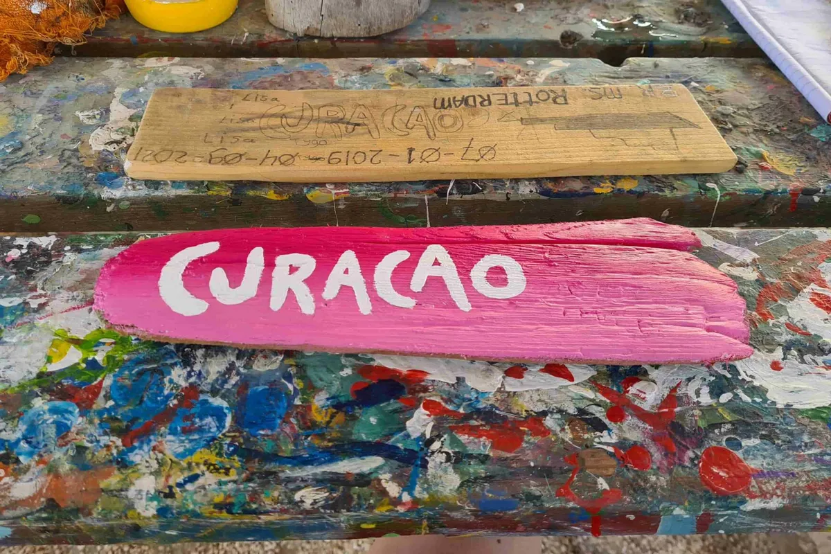 Schilder je eigen drijfhouten bordje!, Curaçao