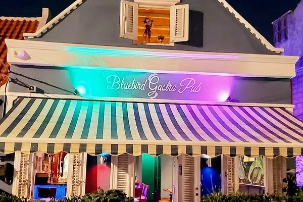 Bluebird Cafe, Curaçao
